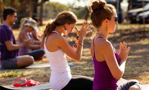 nude yoga nyc