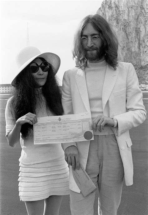 nude yoko ono
