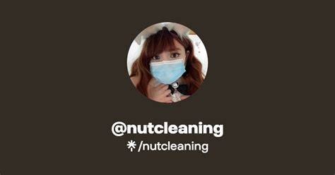 nutcleaning nude