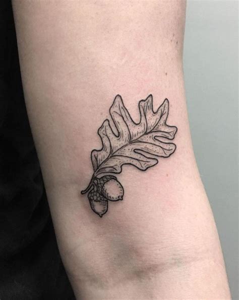 Oak Leaf Tattoos