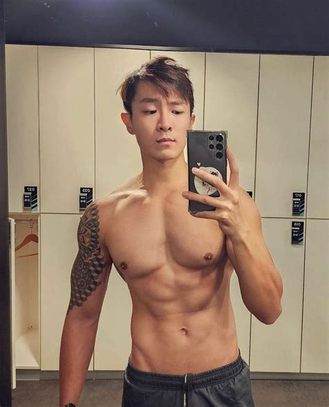 oakes asian single men