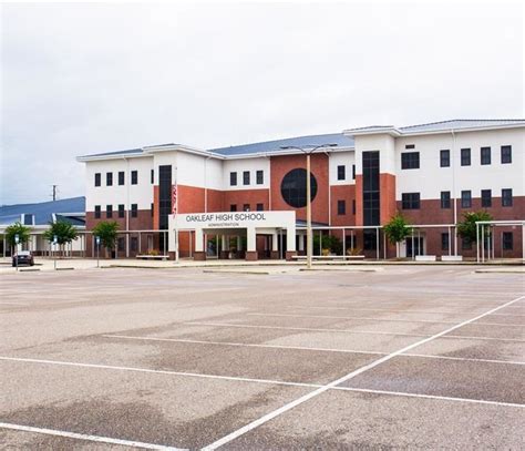 Oakleaf High School