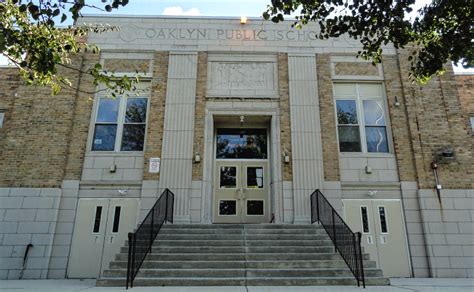 oaklyn public school