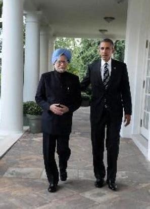 obama breaks protocol for manmohan singh biography