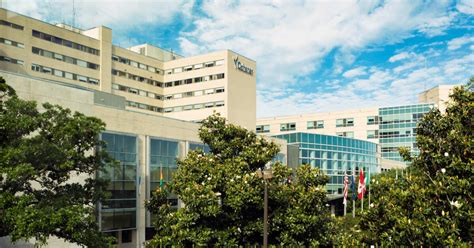 ochsner main campus