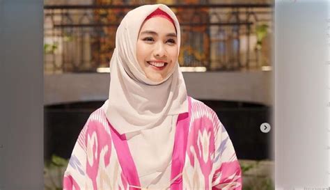 Oki Setiana Dewi
