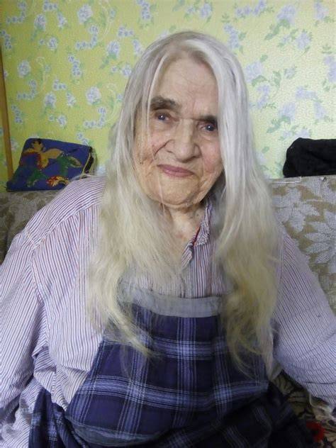 old granny nudes