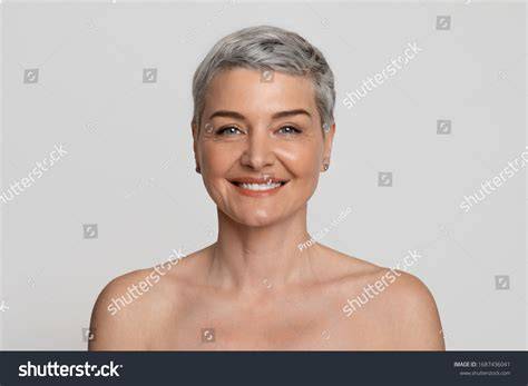 old nude ladies