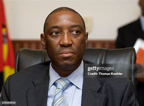 oldemiro baloi biography examples