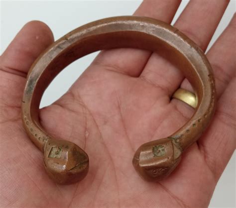 oldest dated bronze bracelet