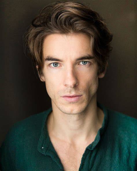 oliver hoare actor nude