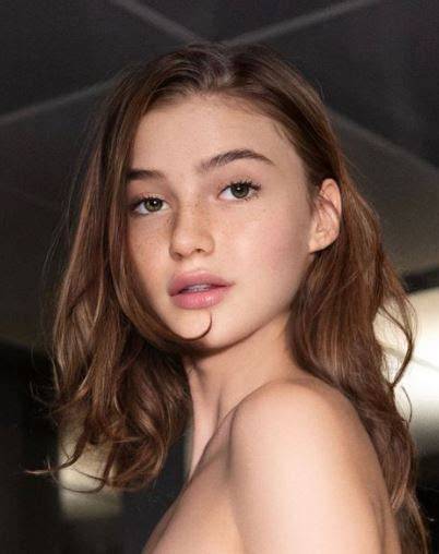 olivia castaxx nude