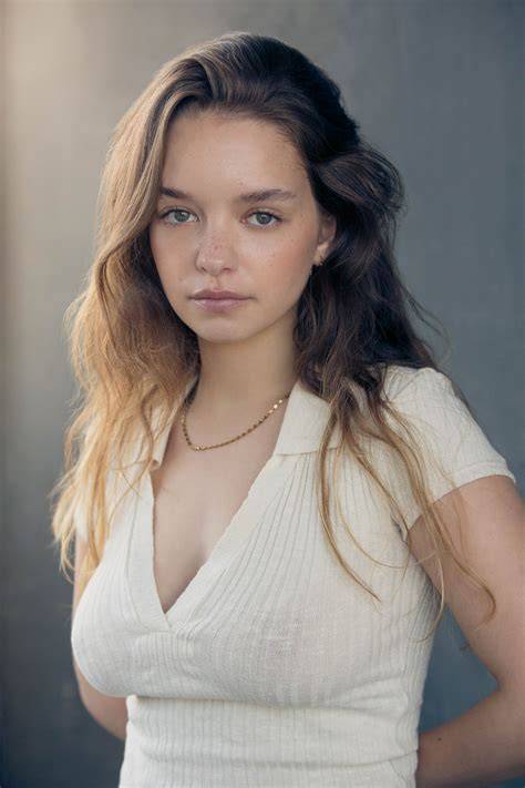 olivia-mai barrett nude