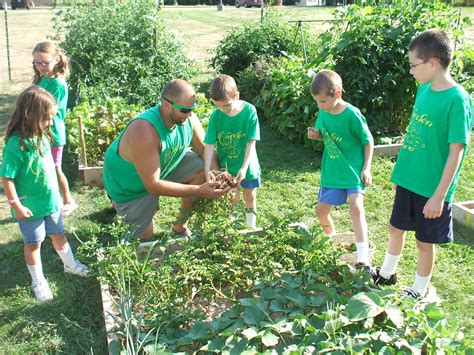 Online Kindergarten Gardening Classes For Kids Outschool Kindergarten Gardening - Kindergarten Gardening