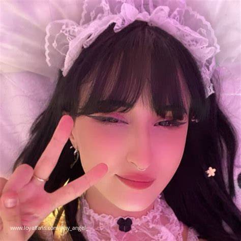 onlyfans.com/tiny.angel