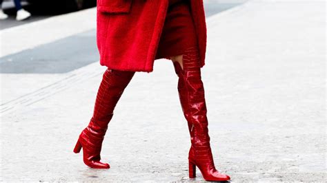 ont  inom fötterna  från klackar