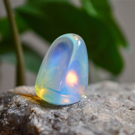 opalite color