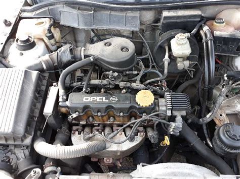 Opel Astra F Engine
