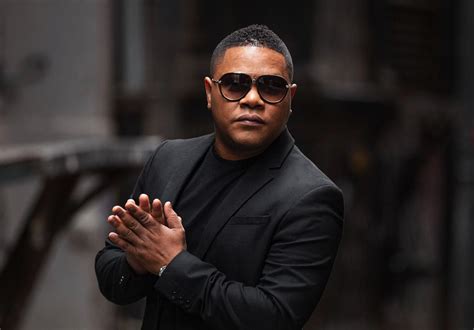 optimo bachata biography examples