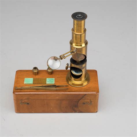 optiskt instrument synonym