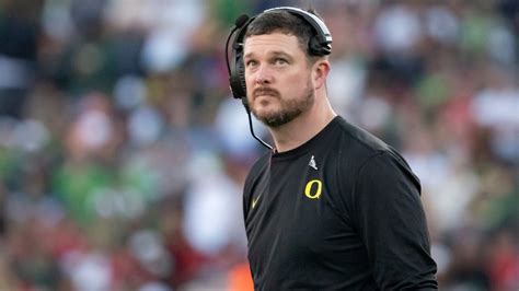 oregon coach