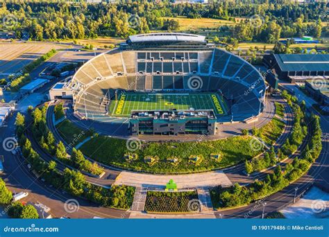 oregon ducks stadium
