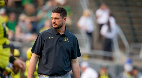 oregon head coach