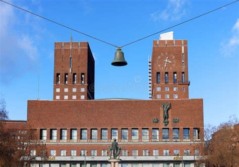 oslo city hall bells øye