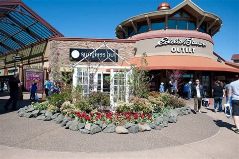 outlet malls oregon