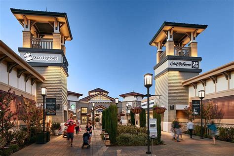 Outlets Close To Me