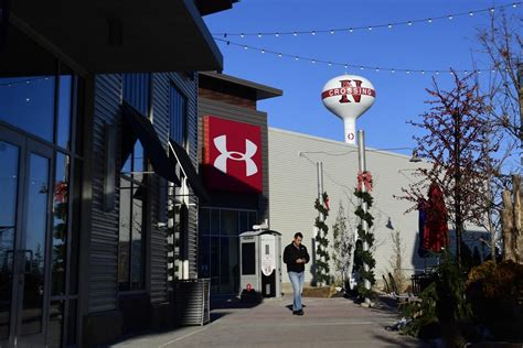outlets in omaha nebraska