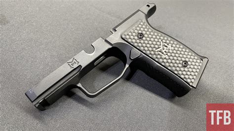 Glock 17 GEN 5 9mm FDE Frame & Slide · DK Firearms