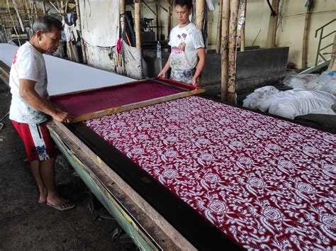Pabrik Batik Kudus Pabrik Batik Solo Terlengkap Termurah Grosir Seragam Batik Kudus - Grosir Seragam Batik Kudus