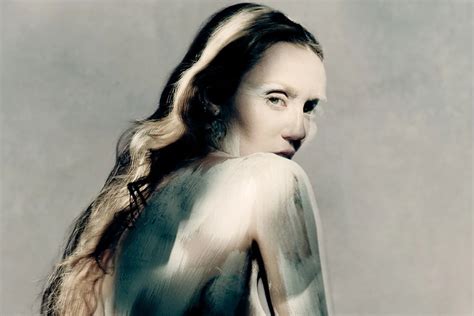 paint nude body