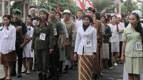 pakaian pejuang wanita indonesia