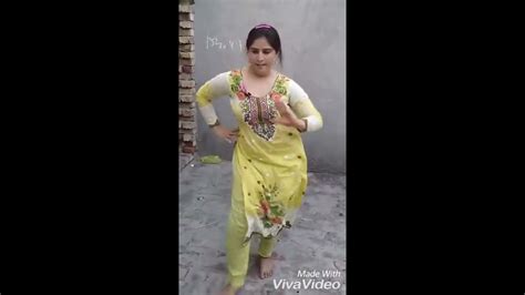 Pakistan Mujra