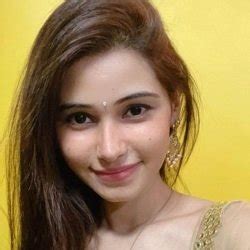 pallavi gupta biography examples