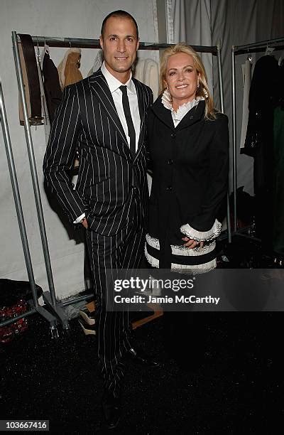 pamela devos biography