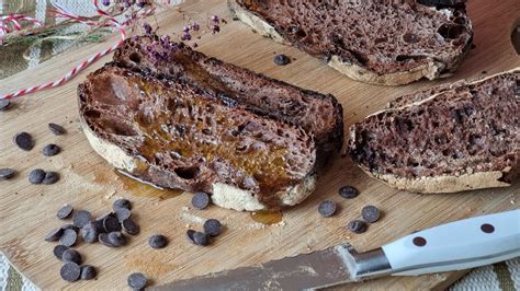 Pan De Chocolate