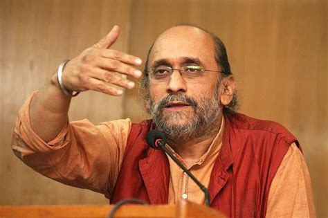 paranjoy guha thakurta committee