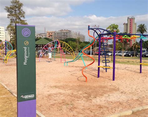 parque candido portinari biography