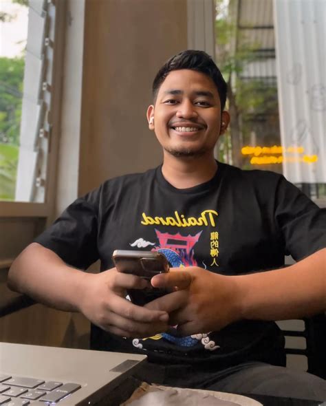 PARSEL4D-Dapatkan pengalaman bisnis yang tak terbatas PARSEL4D Penggunaan Sistem Informasi Tugas Akhir untuk pertama