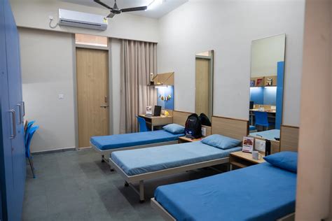 Parul University Hostel Fees