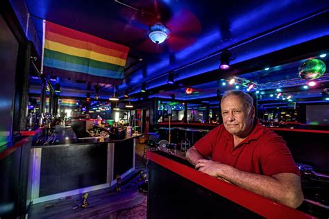 pasadena gay bars