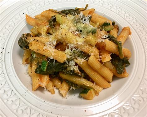 Pasta con Verduras: Deliciosa Receta Italiana para una Comida Saludable