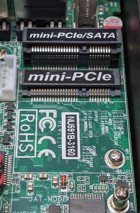 pcie mini card slots