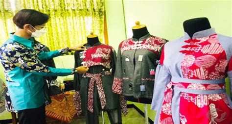 Pelajar Di Mojokerto Desain Baju Batik Bertema Imlek Contoh Baju Jurusan - Contoh Baju Jurusan