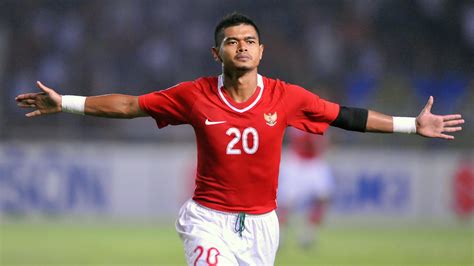 pemain bola botak indonesia