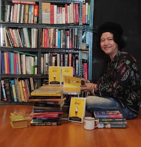  Pengarang Novel Wanita Indonesia - Pengarang Novel Wanita Indonesia
