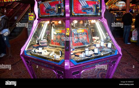 penny falls arcade machine